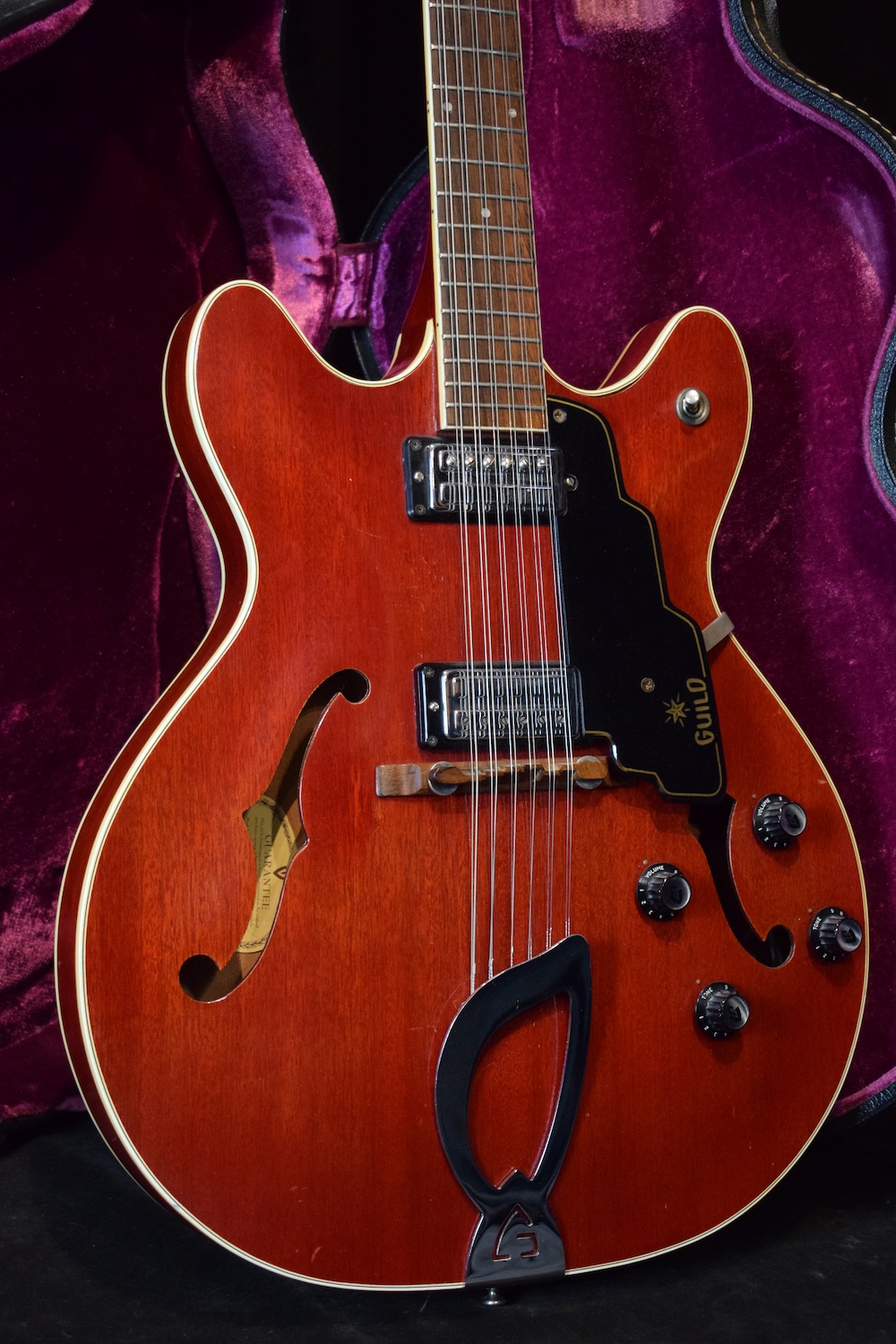 Guild Starfire XII Cherry - Image 2