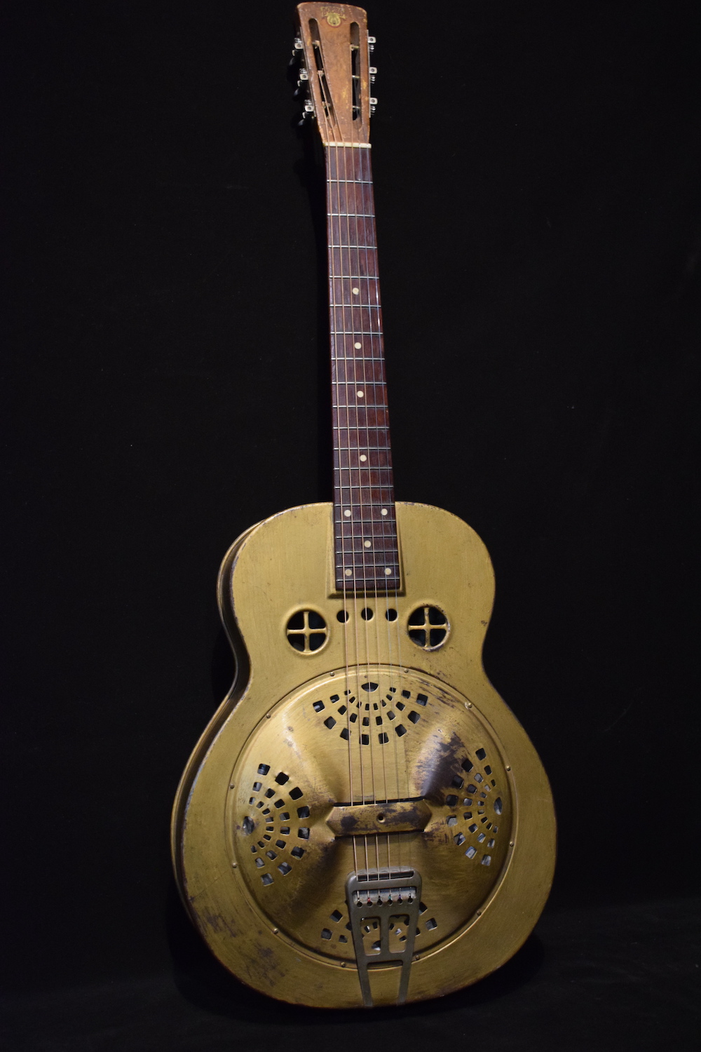 Dobro M-32