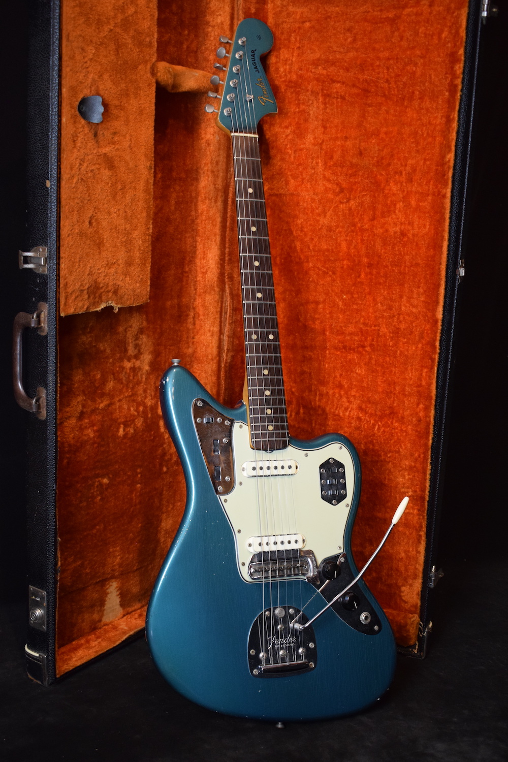 Fender Jaguar Lake Placid Blue Green Guard