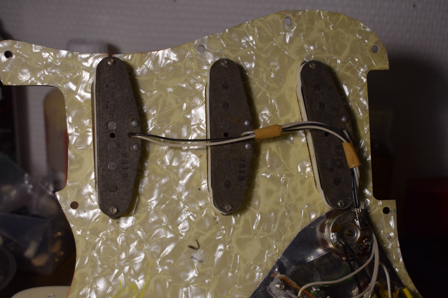 Fender Stratocaster Olympic White Refin. - Image 17