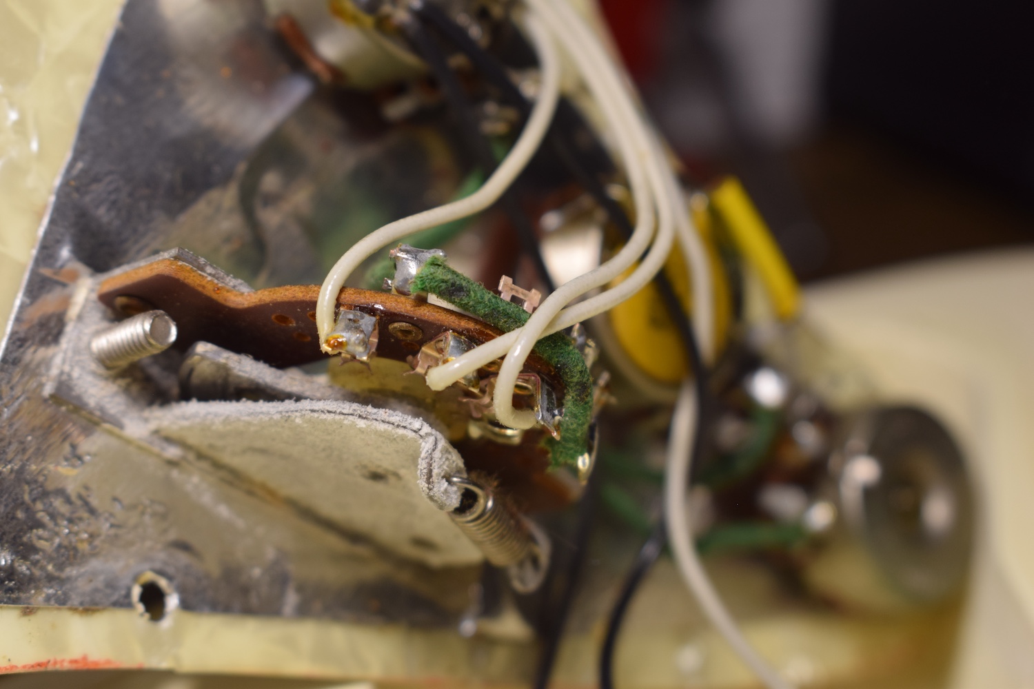 Fender Stratocaster Olympic White Refin. - Image 19