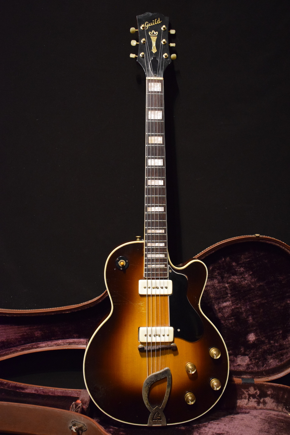 Guild M-75 aristocrat