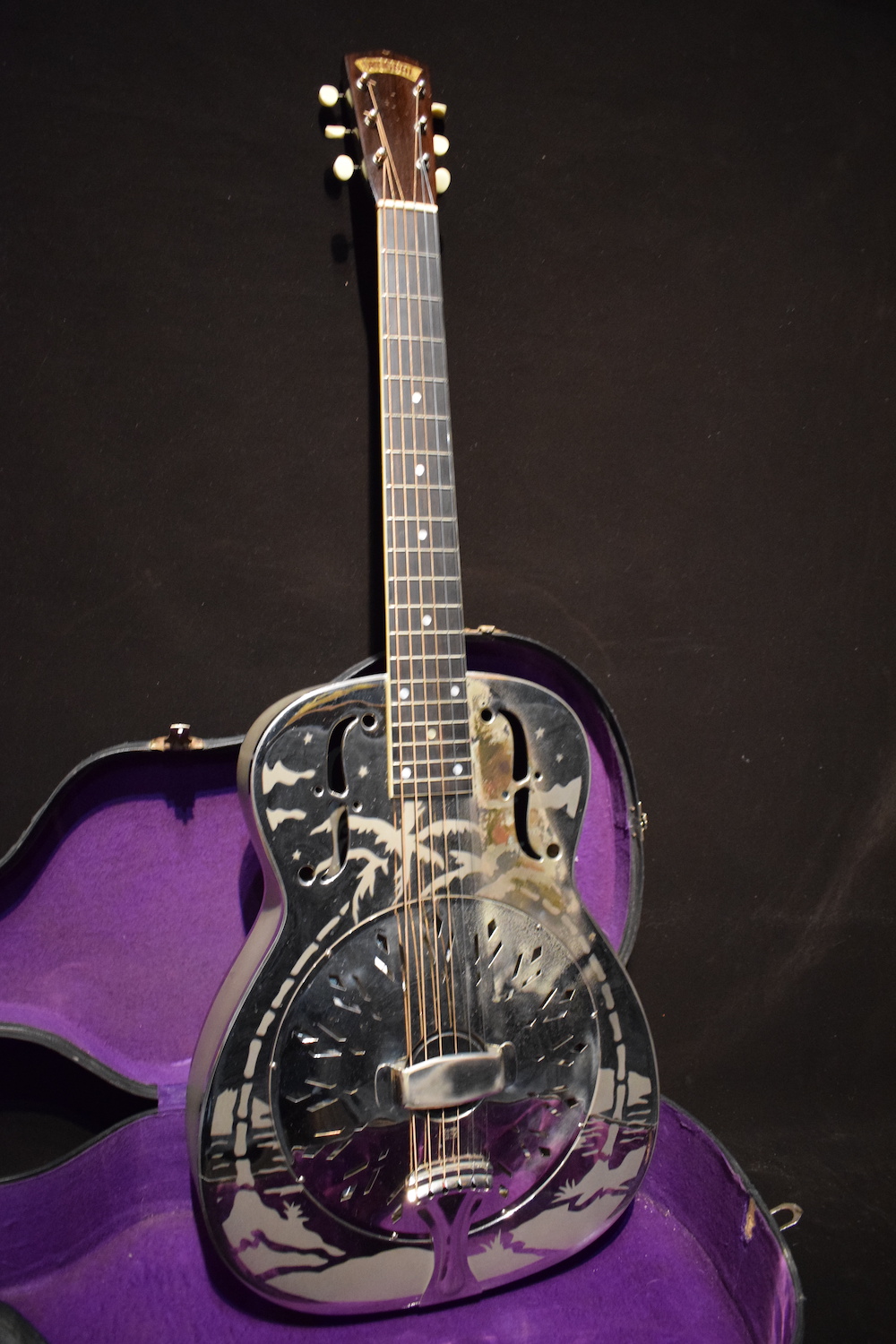 National Style O Spanish Neck