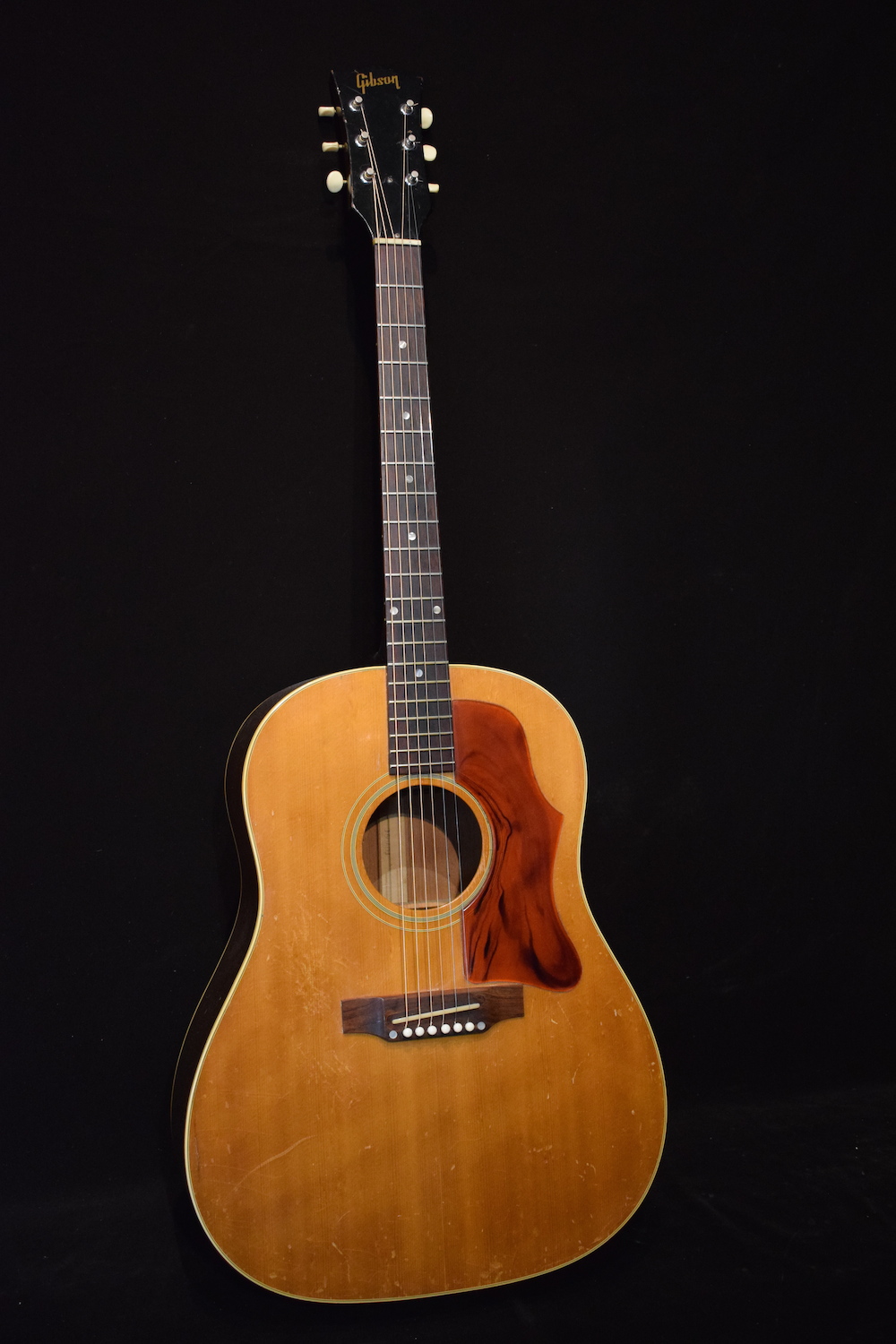 Gibson J-50