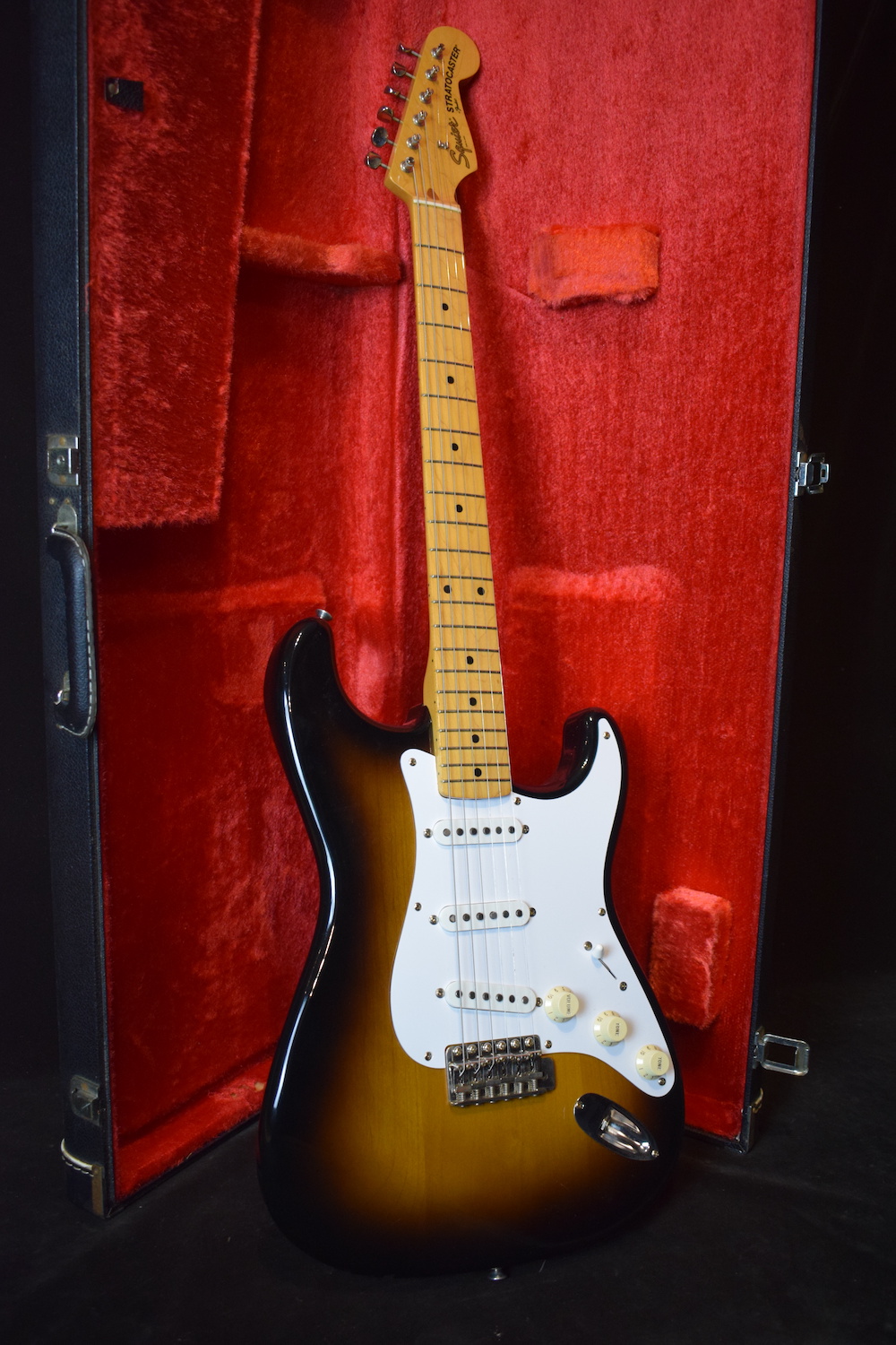 Squier by Fender JV Stratocaster.