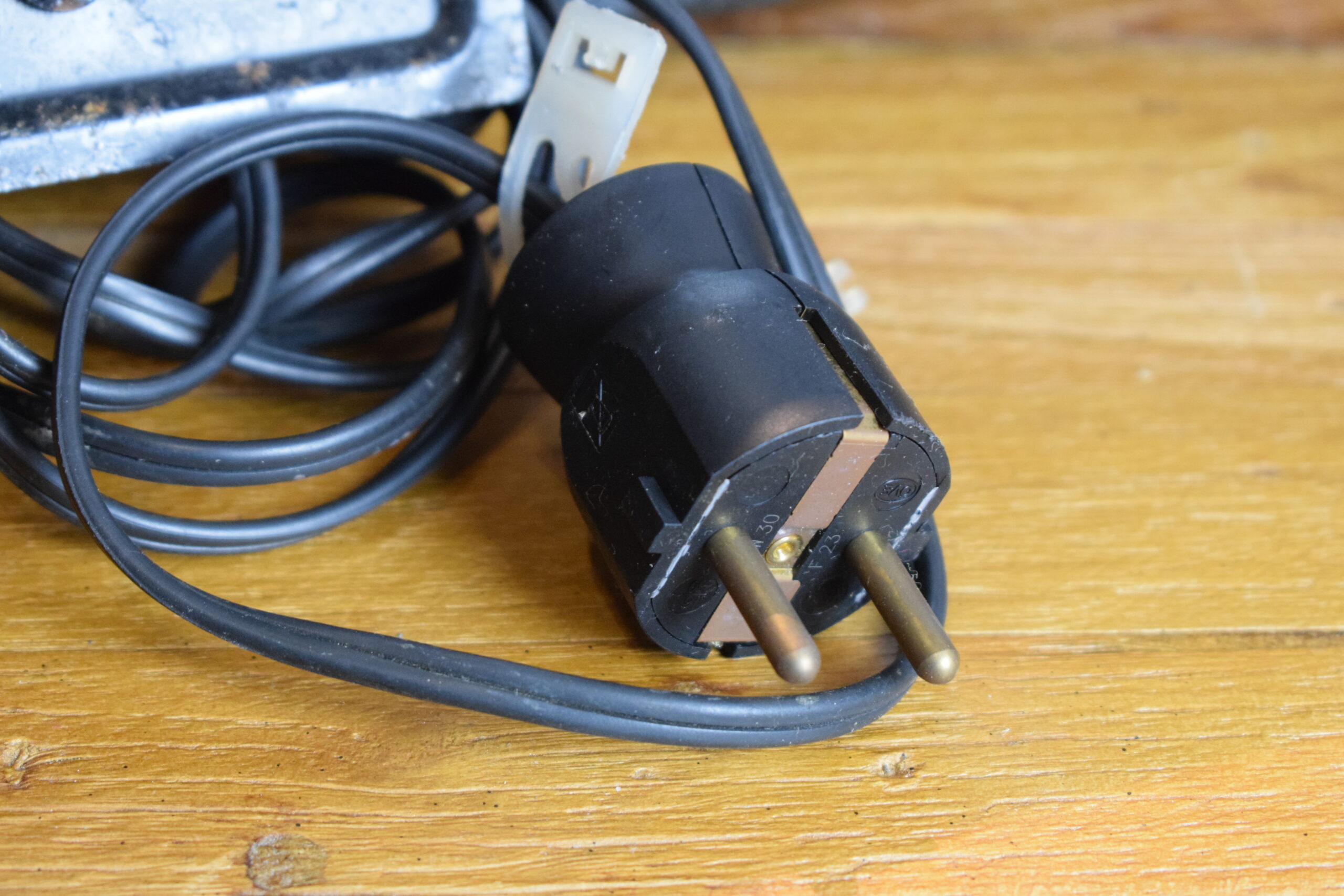 Roland RE-100 - Image 2