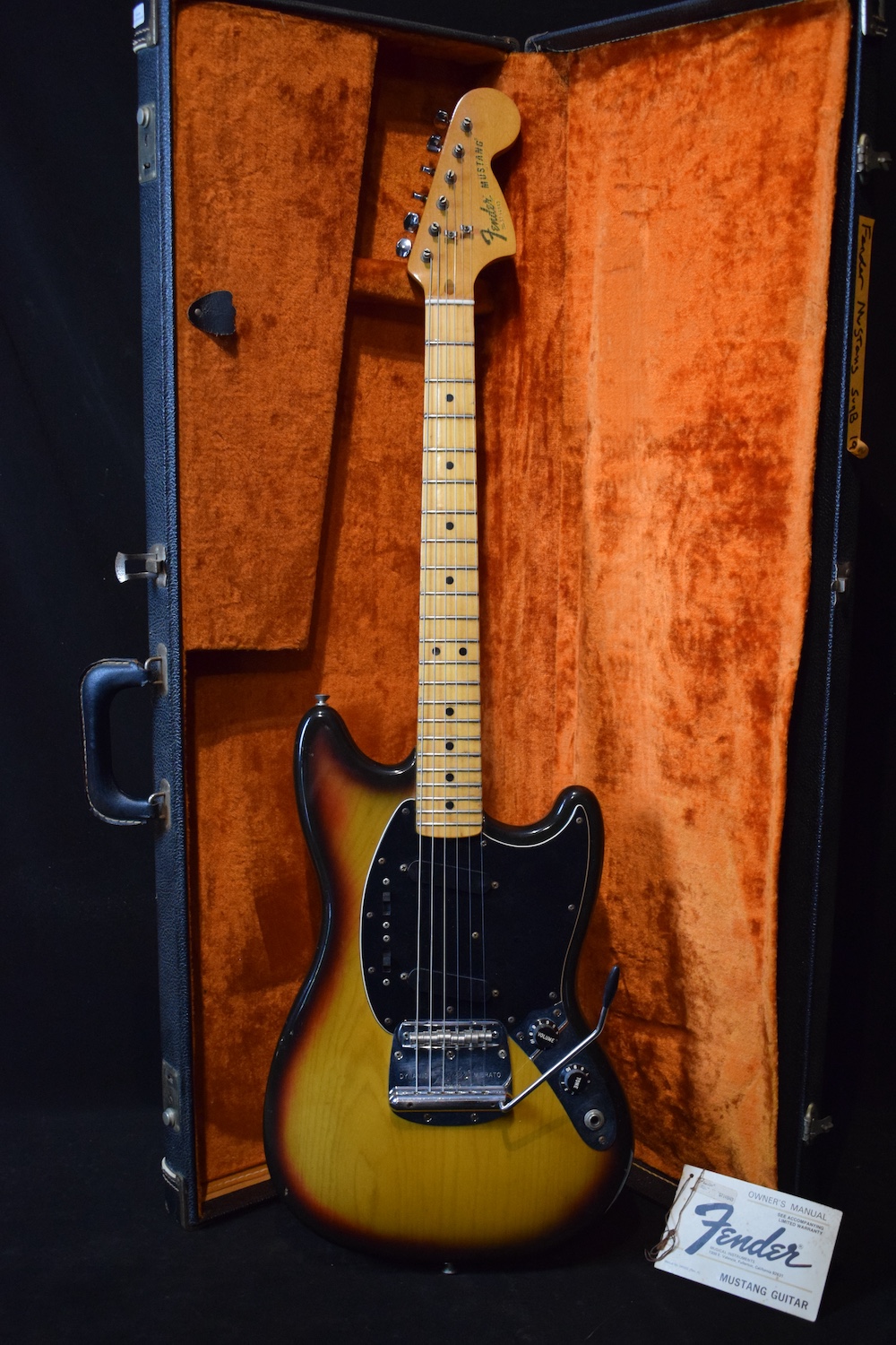 Fender Mustang Sunburst – Image 2