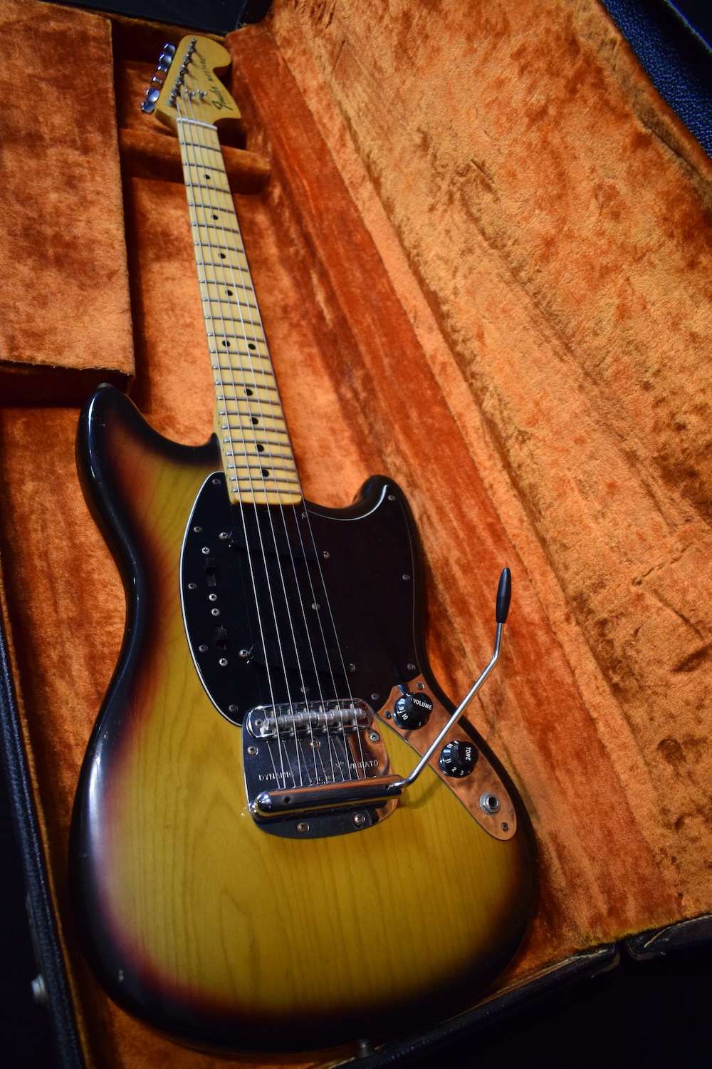 Fender Mustang Sunburst – Image 14