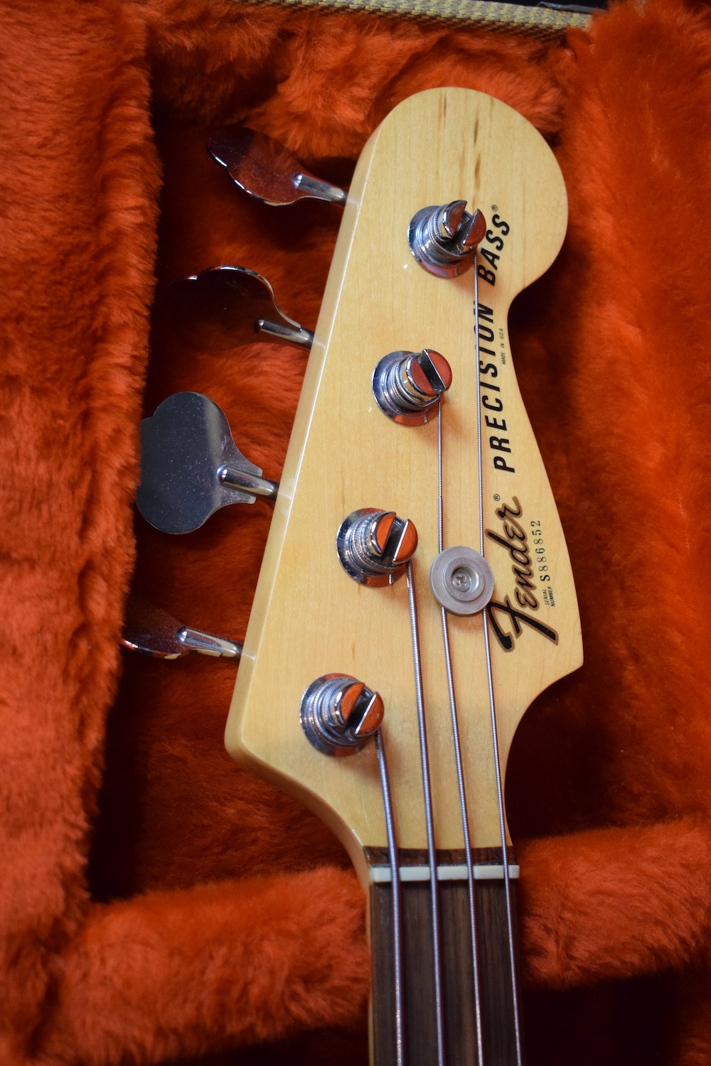 Fender Precision Morocco Red international series – Image 3