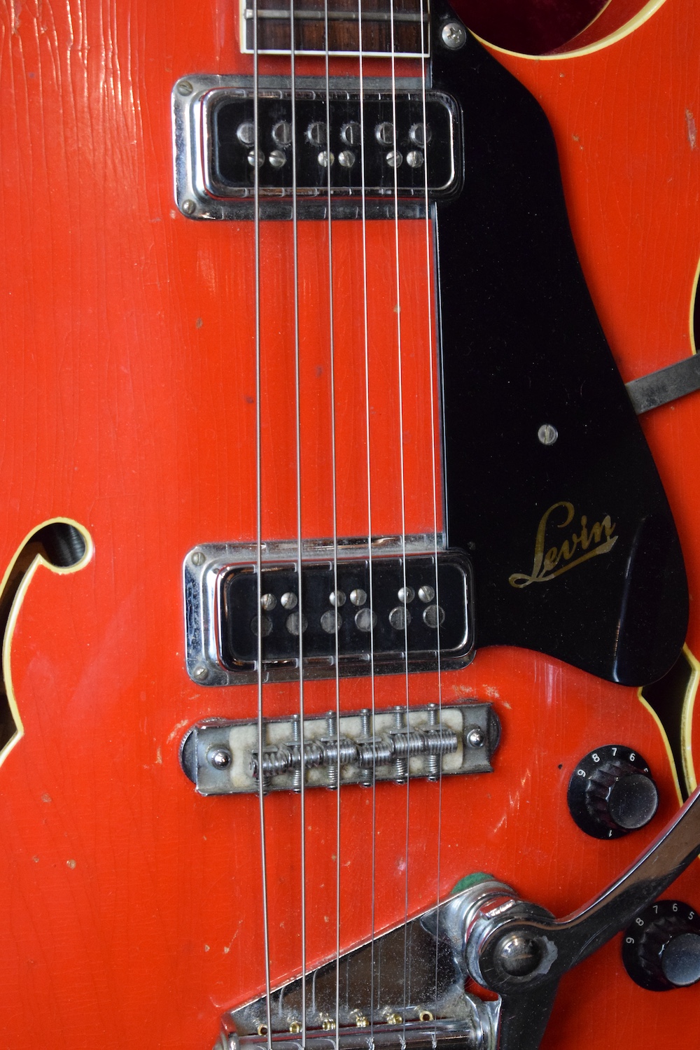Levin Model 350 Red - Image 3