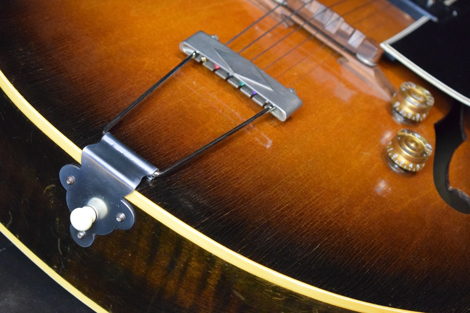 Gibson ES-150 – Image 12