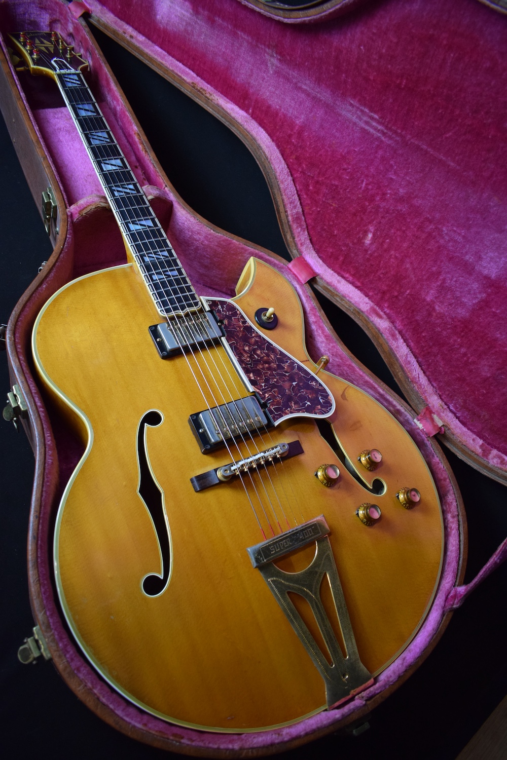 Gibson Super 400 CESN - Image 30