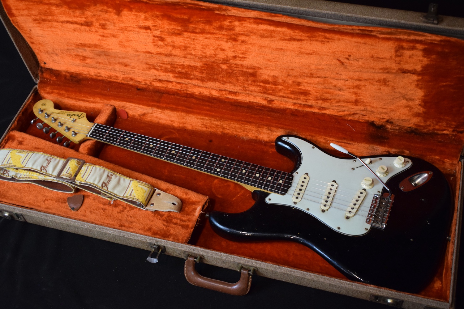 Fender Stratocaster Black Refin – Image 8