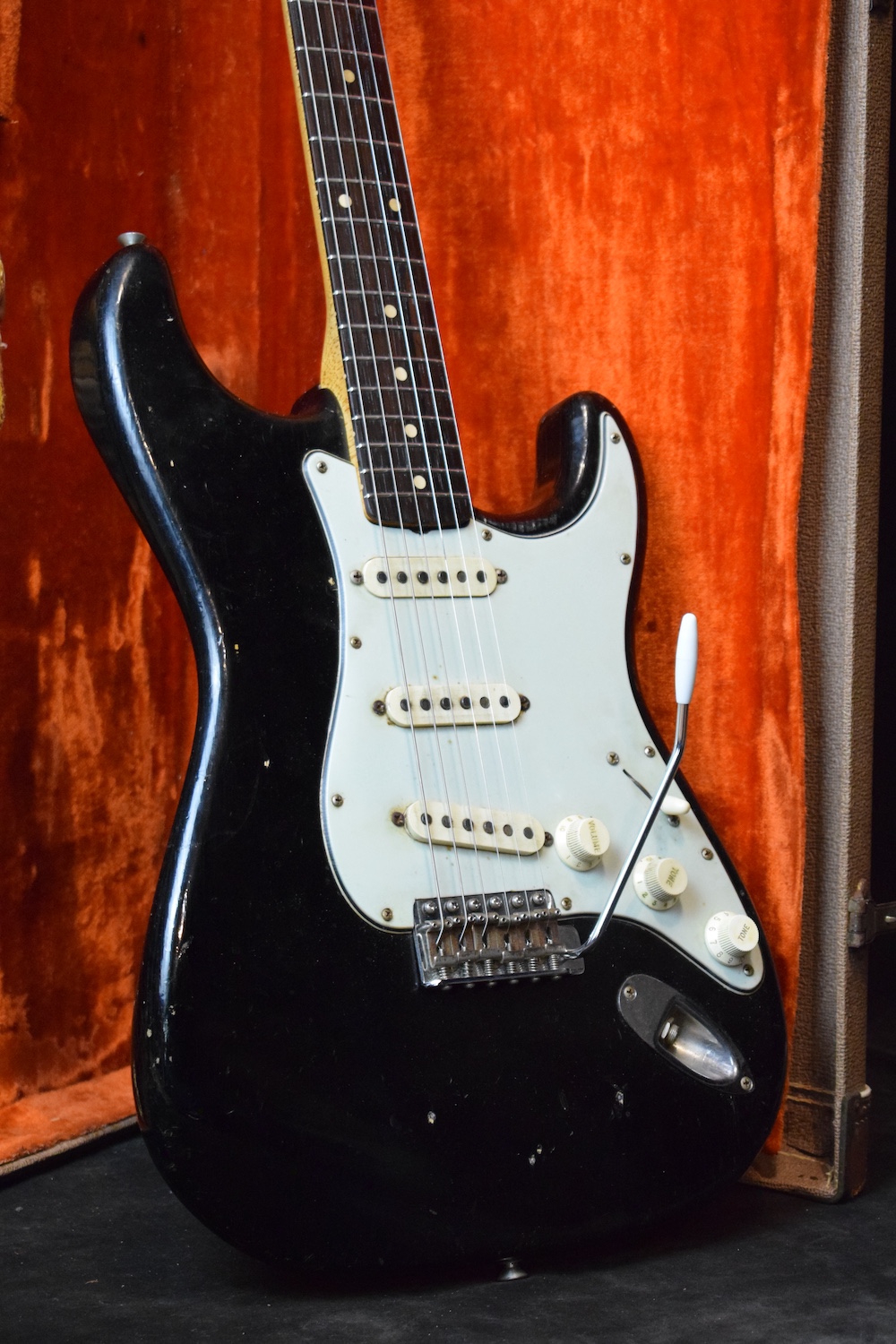Fender Stratocaster Black Refin – Image 2