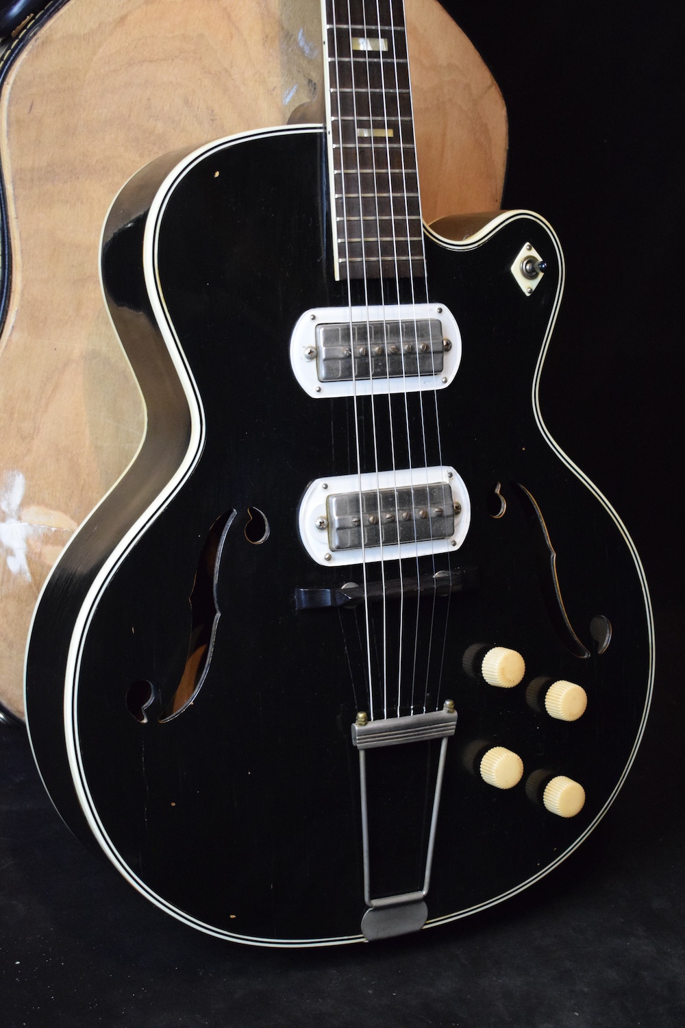 Silvertone Espanada 1385 – Image 2