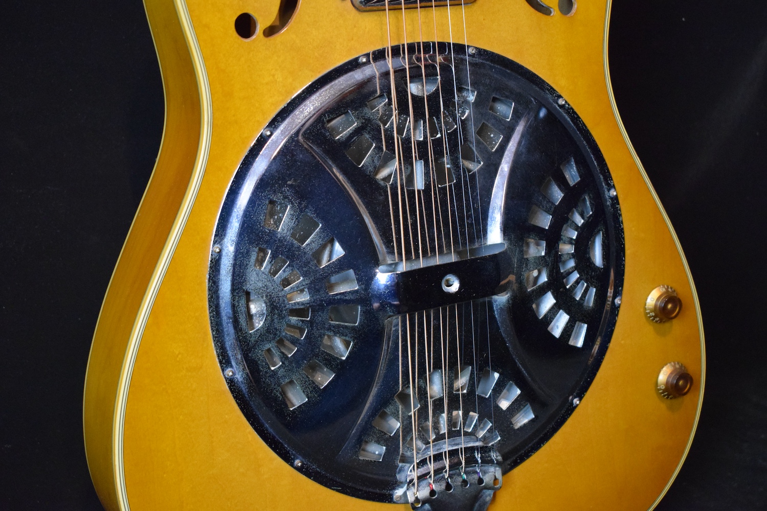 Greco D-80P resonator - Image 10