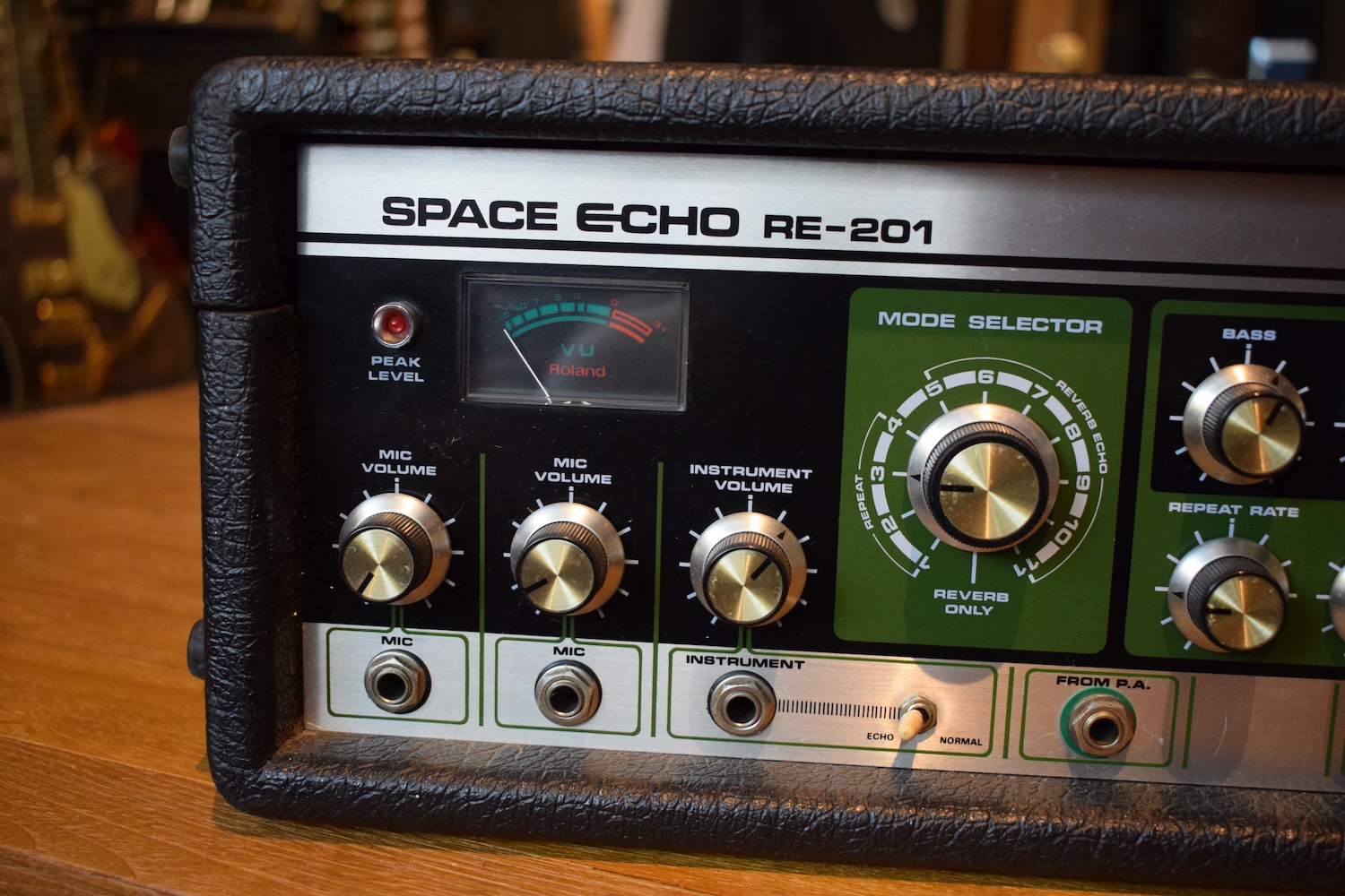 Roland RE-201 – Image 2